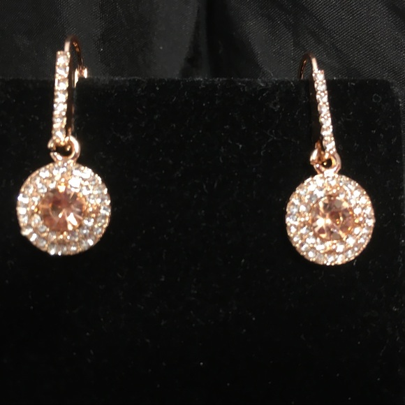 Golden NYC Jewelry Rose Gold Plated Sim.Earrings - Picture 7 of 9
